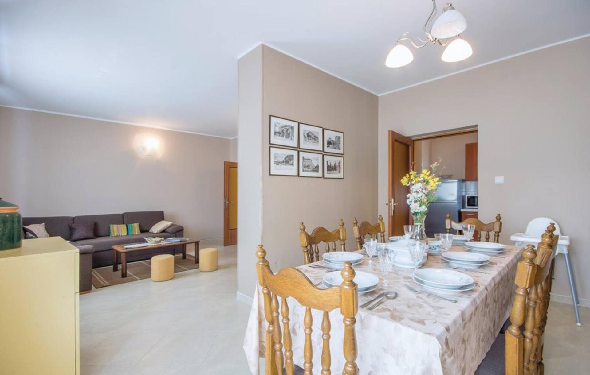 Modern, Affordable And Nicely Decorated - Paradise Gasthof